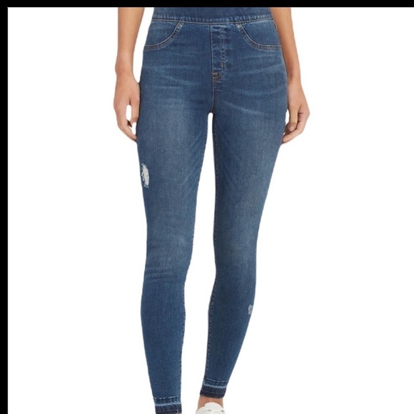 NWT’S SPANX Distressed Ankle Skinny Jeans, Medium Wash SZ Large - Picture 4 of 6